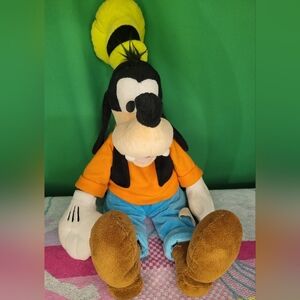 18" Classic Goofy Plush in Orange Shirt and Blue Pants Disney Stuffed Animal Toy